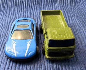 LOT OF 11 MIXED LOT ERTL HOTWHEELS MATTEL DISNEY PIXAR TOY CARS - ASSORTED LOT H